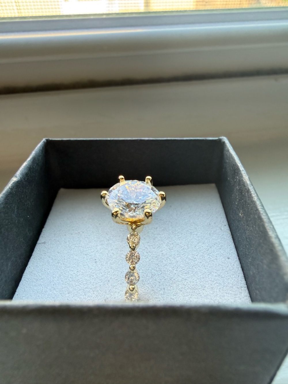 NEW! 18k Gold Plated Round-Cut Solitaire Engagement Ring with Accent Diamonds - Picture 4 of 14